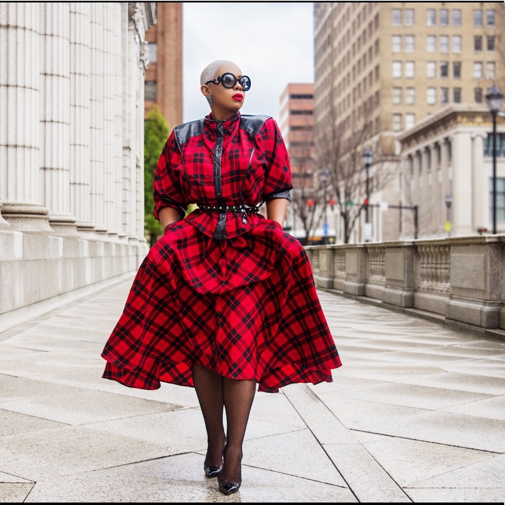 MERCEDES & Adrienne Co PLAID suit
